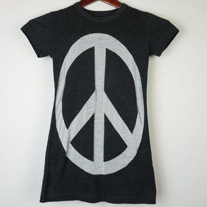 2000s UO Peace Sign Graphic T Shirt